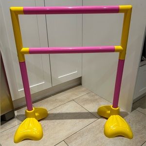 The Wiggles plastic ballet bar